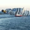 Costa Concordia na mieliźnie