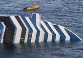 Costa Concordia się rusza, akcja przerwana