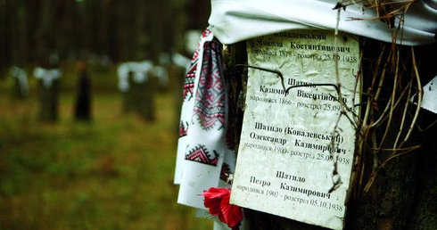 Droga śmierci do lasu w Bykowni