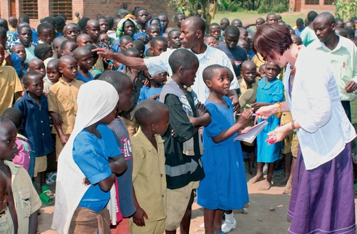 Szkoła w Rwandzie wyremontowna