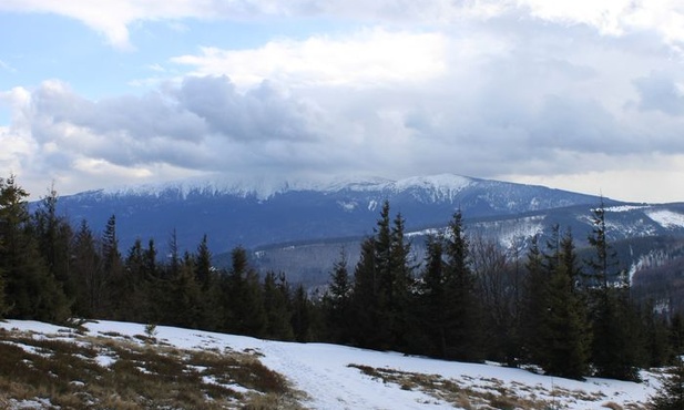 Babia Góra w chmurach