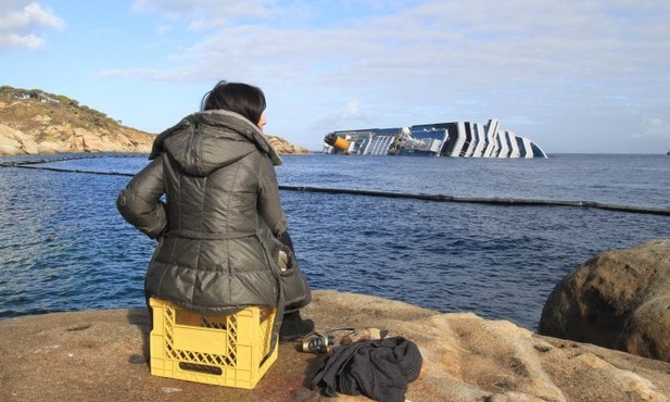 Dwie operacje na Costa Concordia