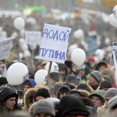 Rosja: Dziesiątki tysięcy ludzi na manifestacji