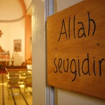 Allah sergidir – Bóg jest miłością