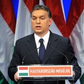 Węgierski premier nie daje się złamać