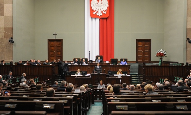Uchwalili 13 ustaw, 59 projektów czeka