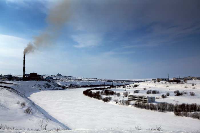 Polacy w ponurej krainie