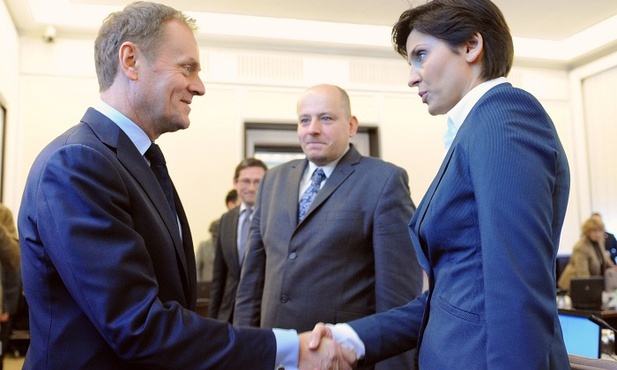 Rząd dołuje