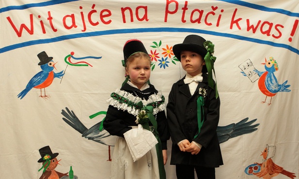 Ślub sroki z gawronem