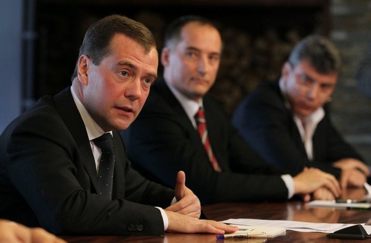 Spotkanie Miedwiediewa z liderami opozycji 