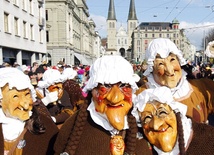 Tak się bawi Lucerna