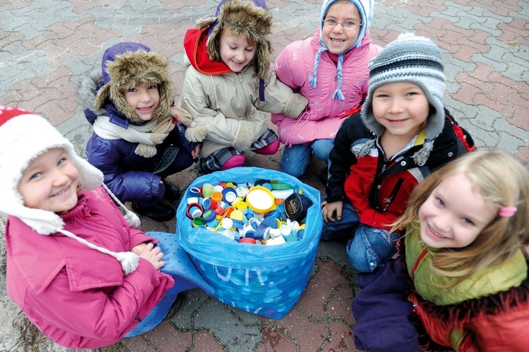 Schola dziecięca z parafii św. Rocha w Jazgarzewie