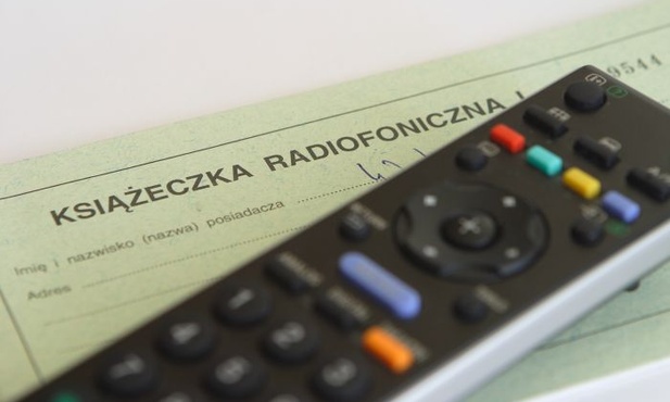 Czy ministerstwa i urzędy opłaciły abonament?