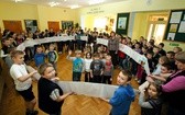 Szkoła im. Jana Pawła II w Łostówce