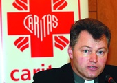 Polacy bardziej miłosierni