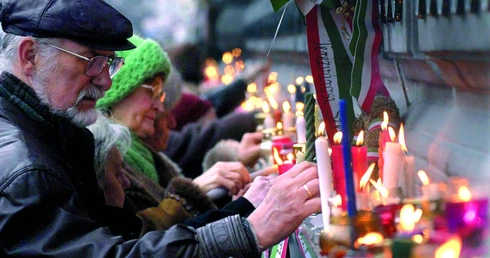 Pamiętają o ofiarach
