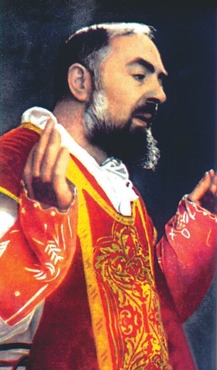 Ludzie przebici