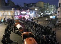 Moskwa: OMON rozpędził oponentów Putina