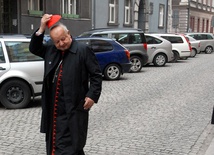 Kard. Dziwisz bohaterem zdjęcia roku