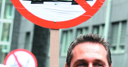 Kontrowersyjne meczety