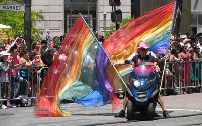 Watykan: Chronić homoseksualistów...