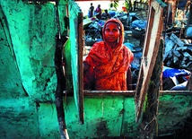 Tysiące ofiar cyklonu Sidr