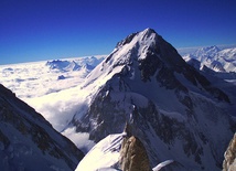 Na Gasherbrumie I zaginęło trzech alpinistów 