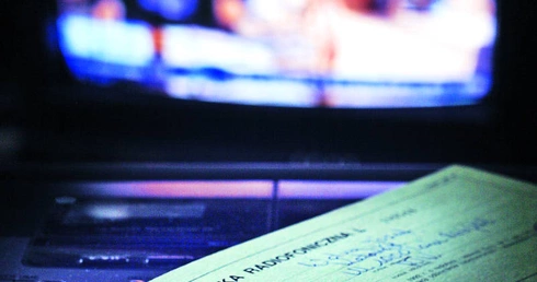 Zrzutka na telewizję