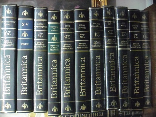 Britannica tylko w e-booku i online