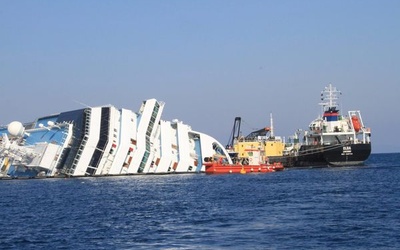 Z wraku Costa Concordia wypompowano paliwo