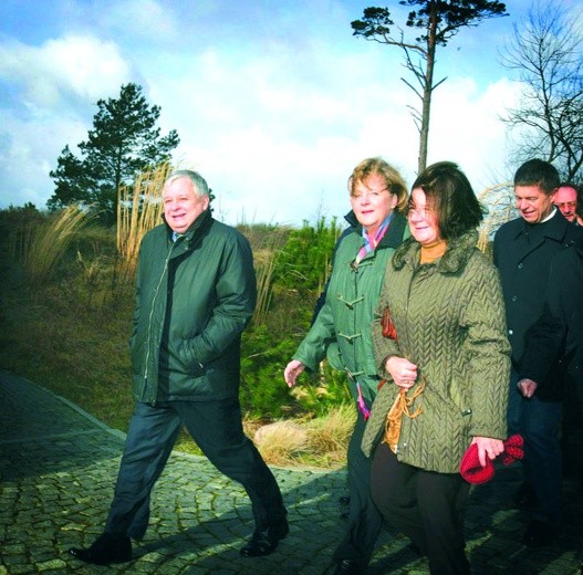 Prezydent Lech Kaczyński, jego małżonka i kanclerz Angela Merkel