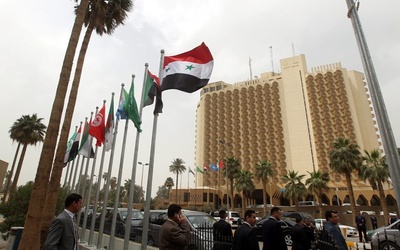 Przed szczytem arabskim Bagdad pięknieje