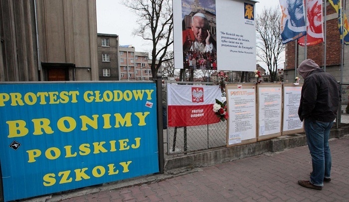 Głodówka w obronie lekcji historii