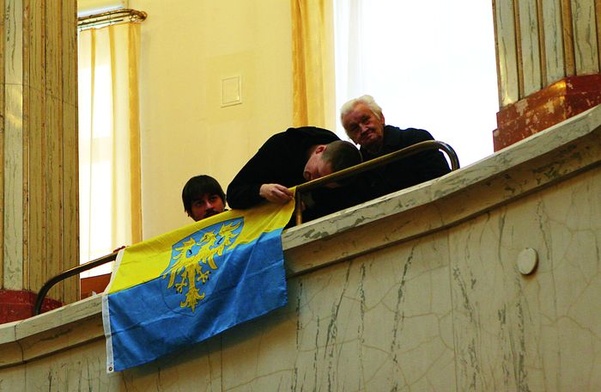  Orzeł Piastów górnośląskich w sali posiedzeń Sejmu Śląskiego