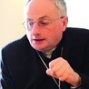 – Synod zachęca do odnowy życia religijnego i wypełnienia misji Kościoła w dzisiejszym świecie – mówi bp Jacek Jezierski 