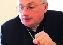 – Synod zachęca do odnowy życia religijnego i wypełnienia misji Kościoła w dzisiejszym świecie – mówi bp Jacek Jezierski 