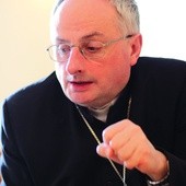 – Synod zachęca do odnowy życia religijnego i wypełnienia misji Kościoła w dzisiejszym świecie – mówi bp Jacek Jezierski 