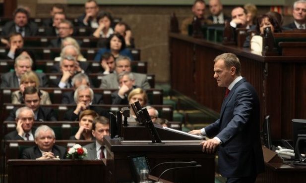 Tusk: Było wiele inicjatyw dot. wraku