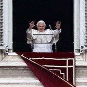 Benedykt XVI: Przyjmijmy dar pokoju!