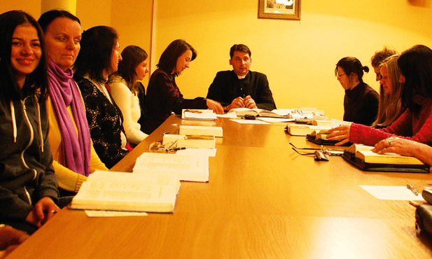 „Marnują” czas dla Boga