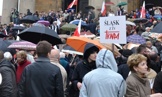 Katowice: Marsz w obronie wolnych mediów