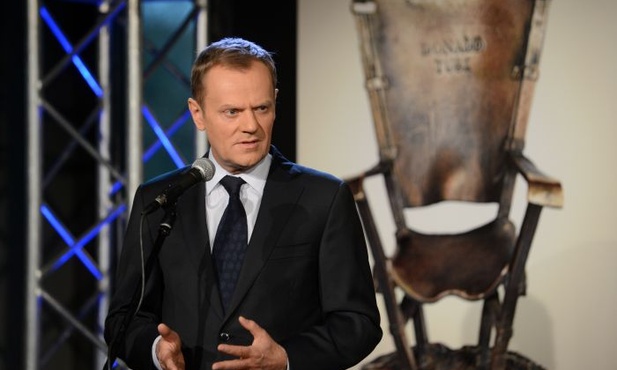 Tusk o "zimnej wojnie wewnętrznej"