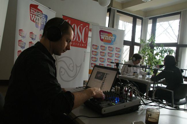 Radio Wnet nadawało z redakcji "Gościa Niedzielnego"