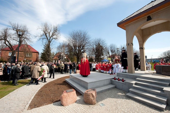 Poświęcenie pomnika "brama piaśnicka"