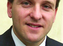 Rola państwa nie polega na tym, by rozdawać, ale ...