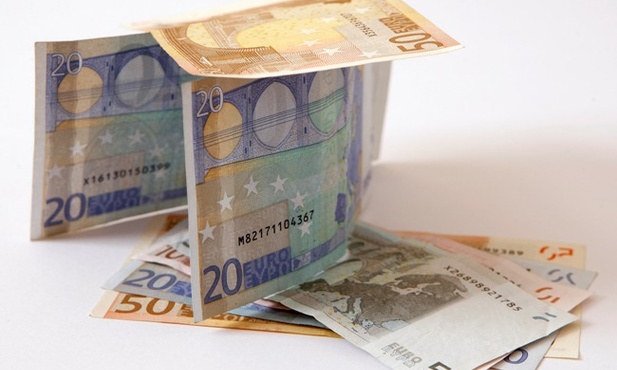 Euro się trzęsie ze strachu