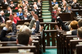 Chcieli likwidować Fundusz Kościelny, komisja mówi "nie"