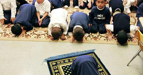 Niespokojny początek ramadanu