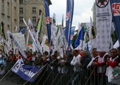 Protesty przed Centrum Kultury im. Krystyny Bochenek w Katowicach