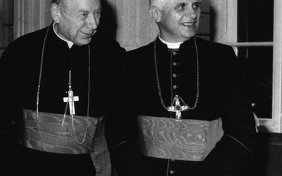 Kard. Ratzinger z kard. Wyszyńskim.